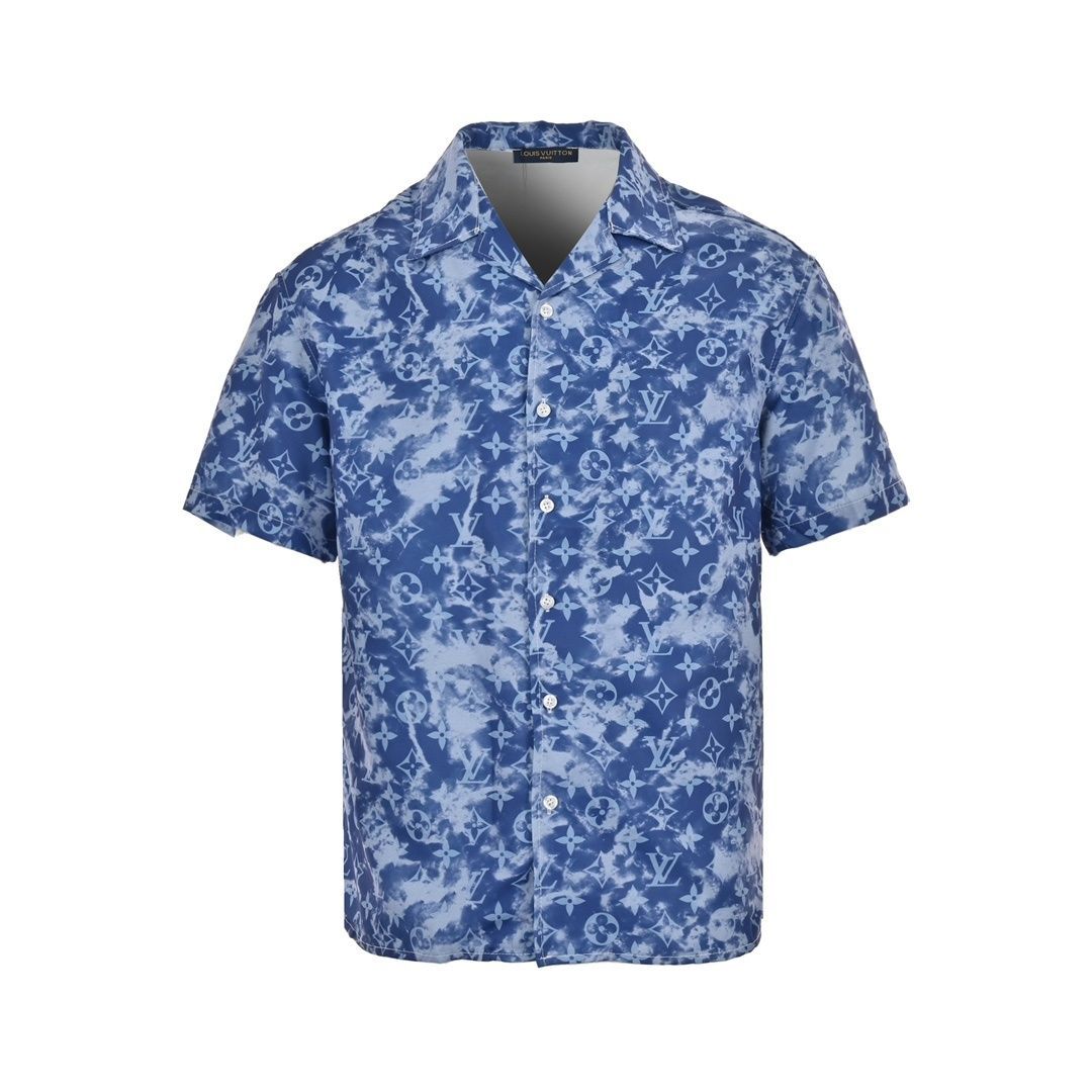 【大人気】LOUIS VUITTON ルイヴィトン 総柄　オールオーバー　半袖 大人気】LOUIS VUITTON ルイヴィトン 総柄オールオーバー半袖