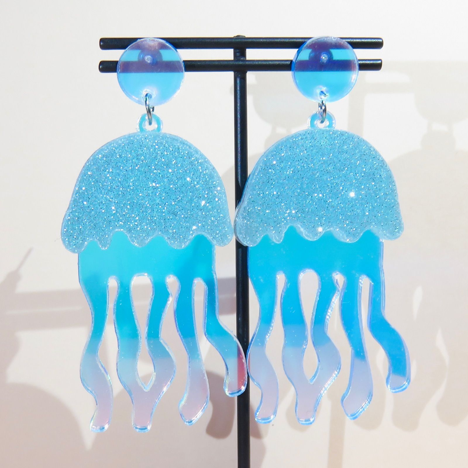 くらげ ピアス アクセサリー 個性派 クラゲ クリア ラメ