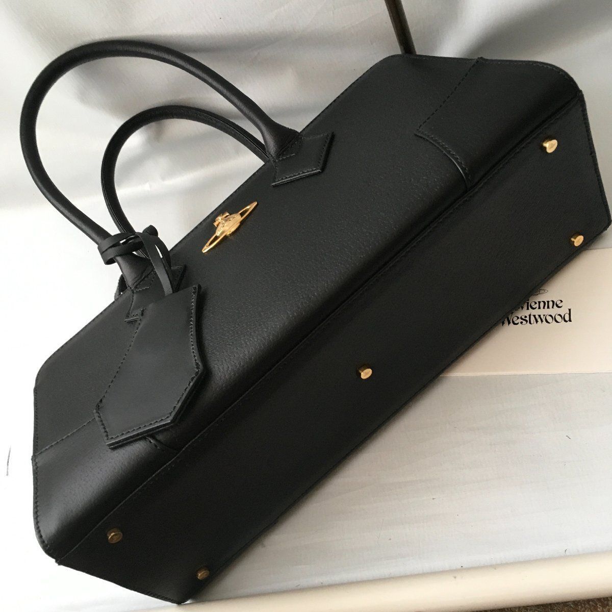 極美品 Vivienne Westwoodヴィヴィアンウエストウッド オーブ
