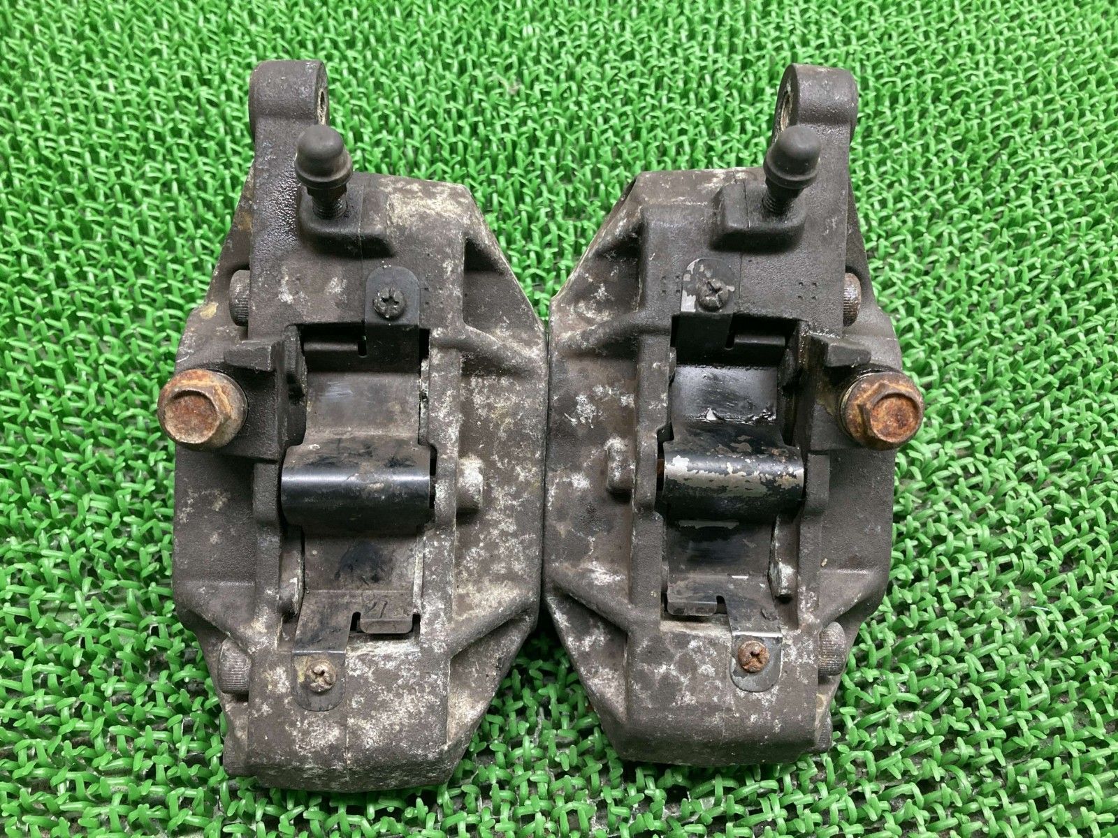 スズキ GSXR250 GJ73A キャリパー フロント スズキ GSXR250 GJ73A