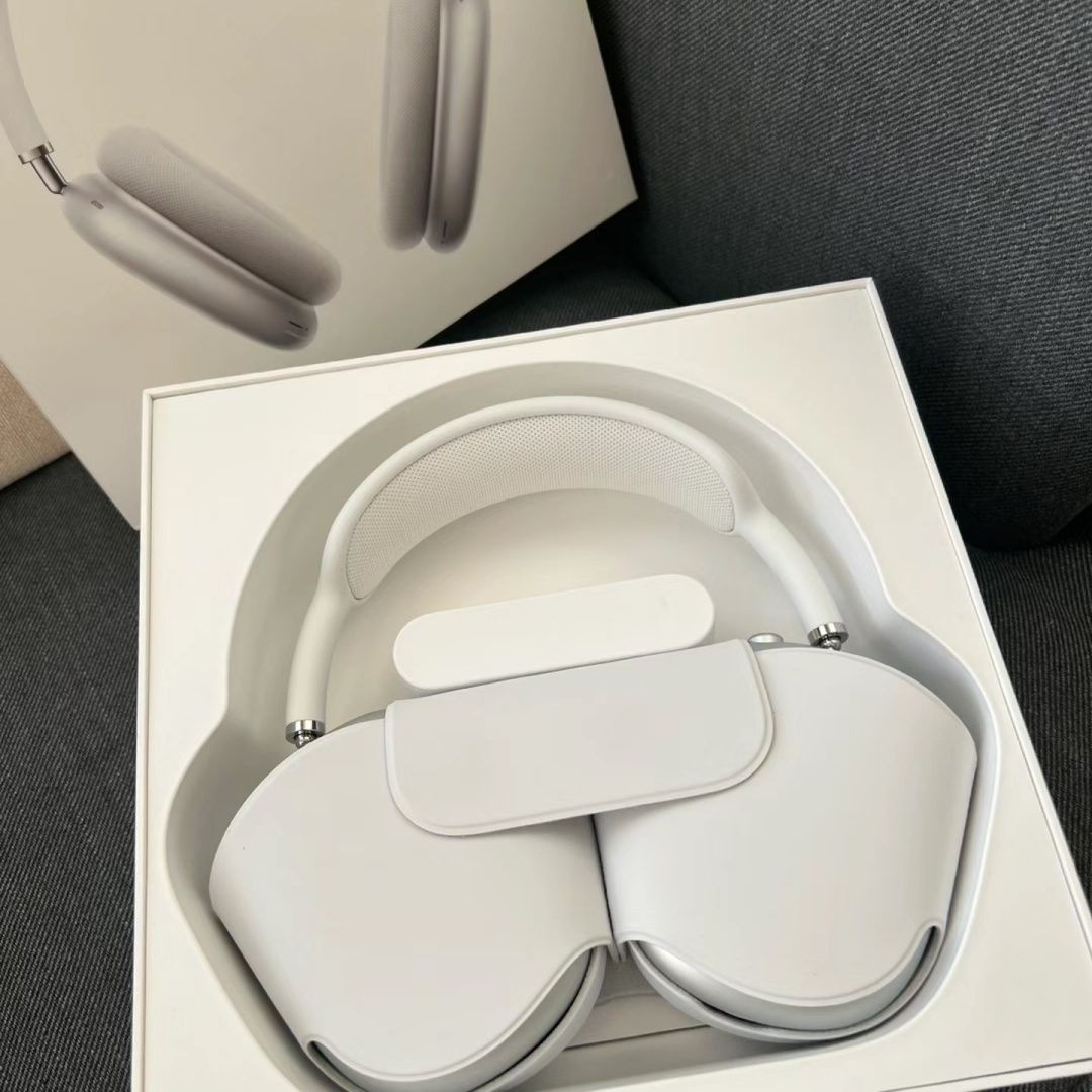 AIRPODS MAX シルバー未使用に近い