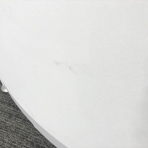 ホワイト