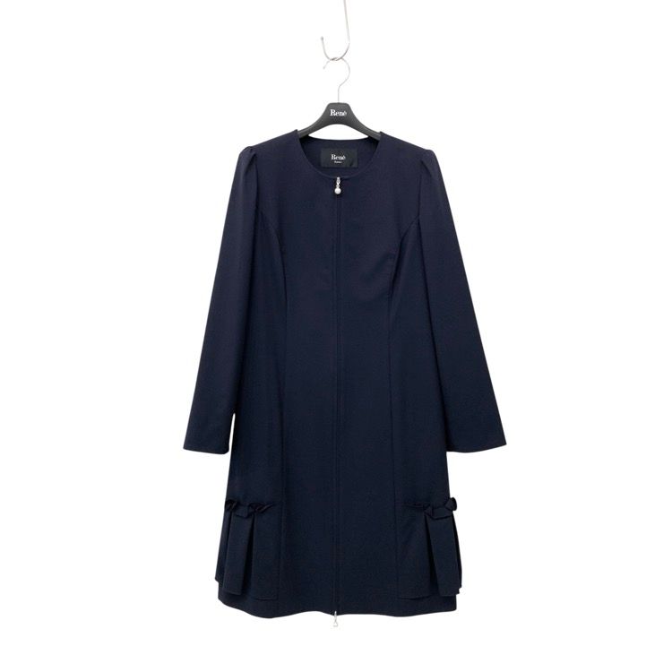 Rene basic ルネ パフスリーブノーカラー レインコート パール付