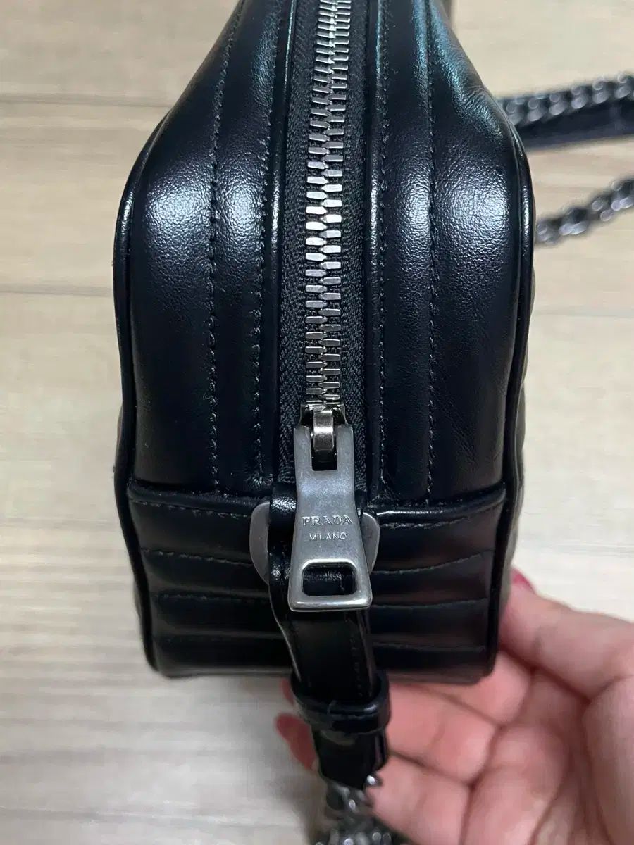 PRADA(プラダ) ダイアグラム チェーン クロスバッグ シルバー