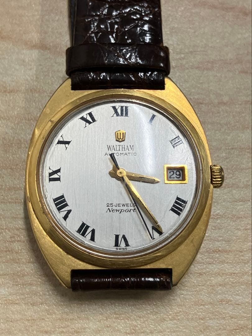 WALTHAM腕時計WORLD OVER Newportニューポート 稼働品 - メルカリ