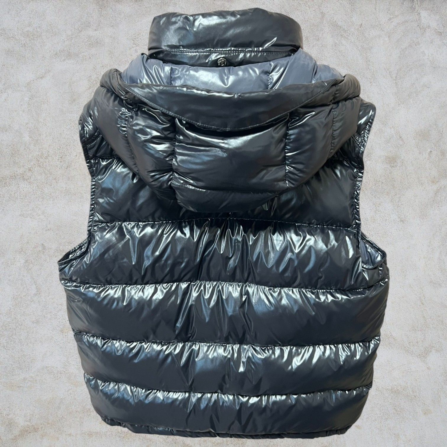 定価22万円☆新品未使用タグ付き☆ MONCLER BORMES ボルム ダウン