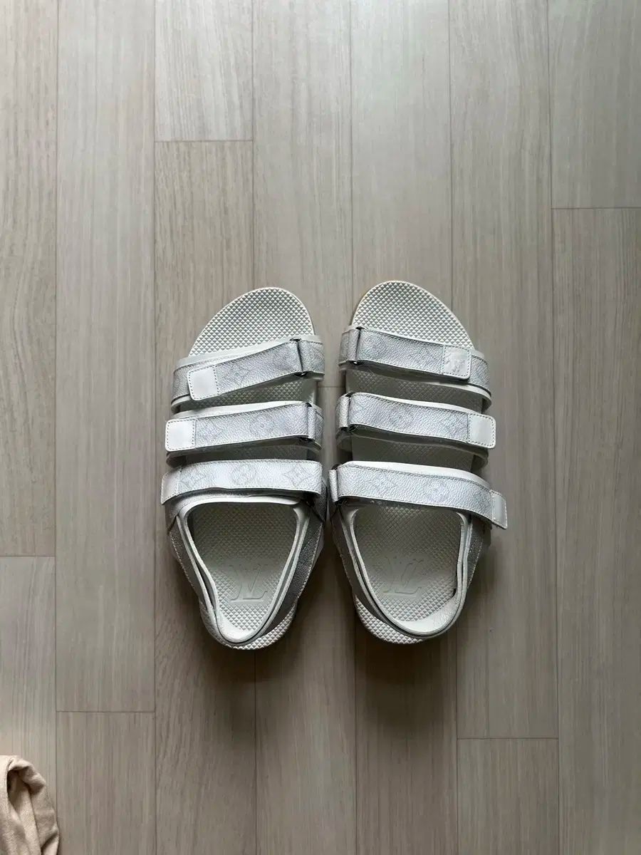 フェンディ FENDI サンダル 8R8136AQY2F1OVW39 ライトブルー