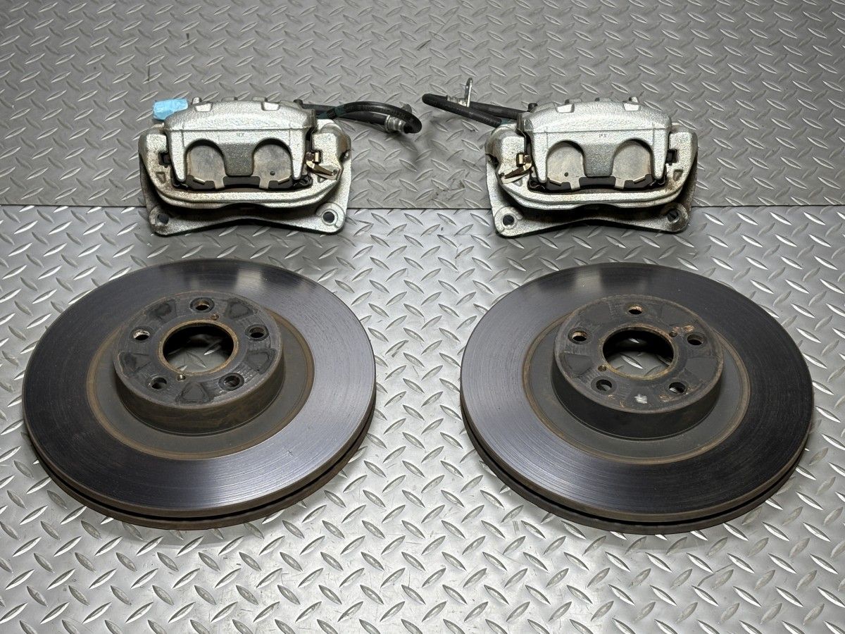 新車外し ZN8 トヨタ GR86|ZD8 スバル BRZ 純正 フロントブレーキ キャリパー ローター 左右セット 24100014