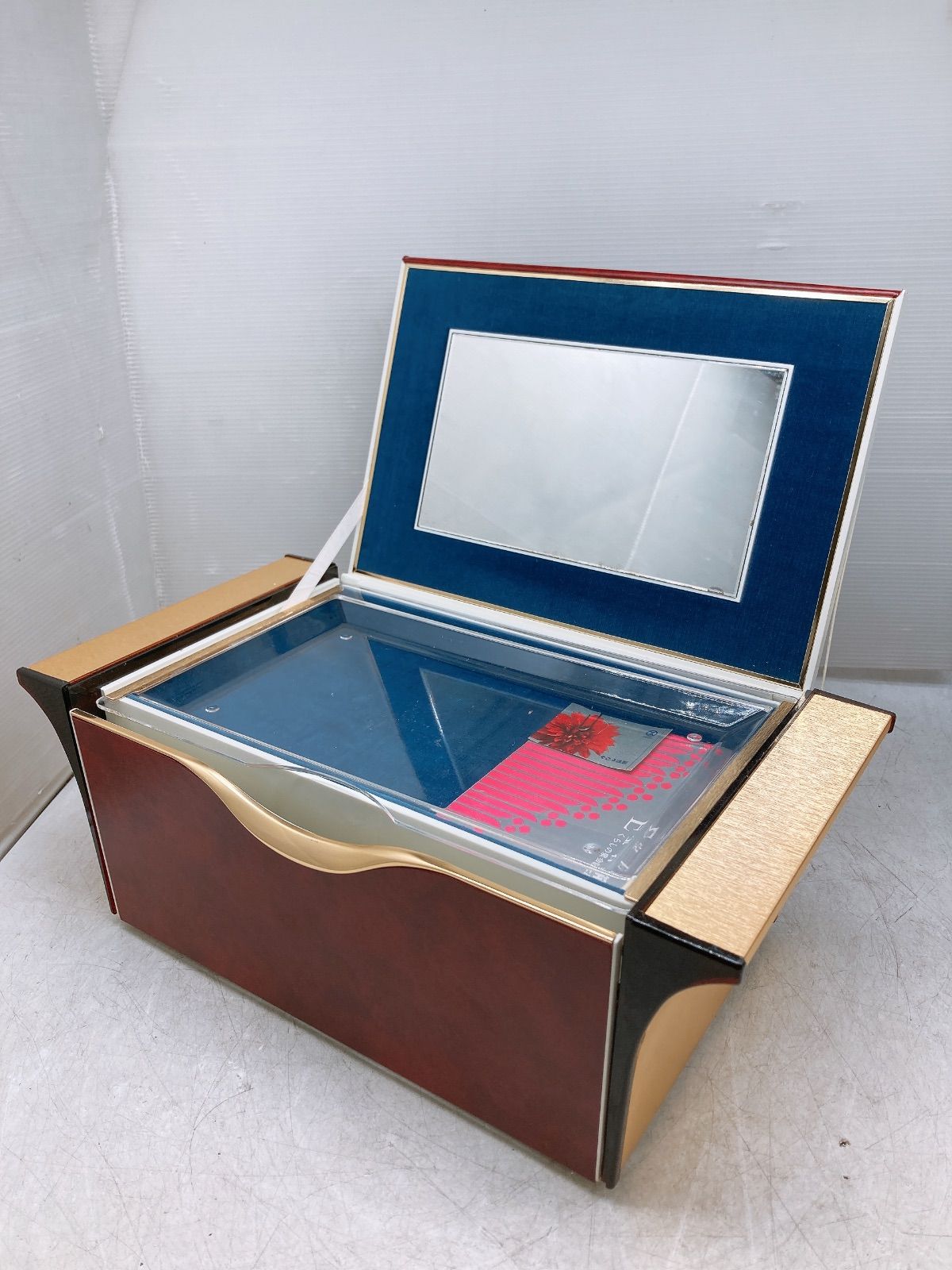 昭和レトロ 株式会社そごう くらしの泉会 E 宝石箱 メイクボックス 鏡 ミラー 化粧箱 王朝風 豪華 ボックス インテリア雑貨 ディスプレイ ユニークなデザイン 長期自宅