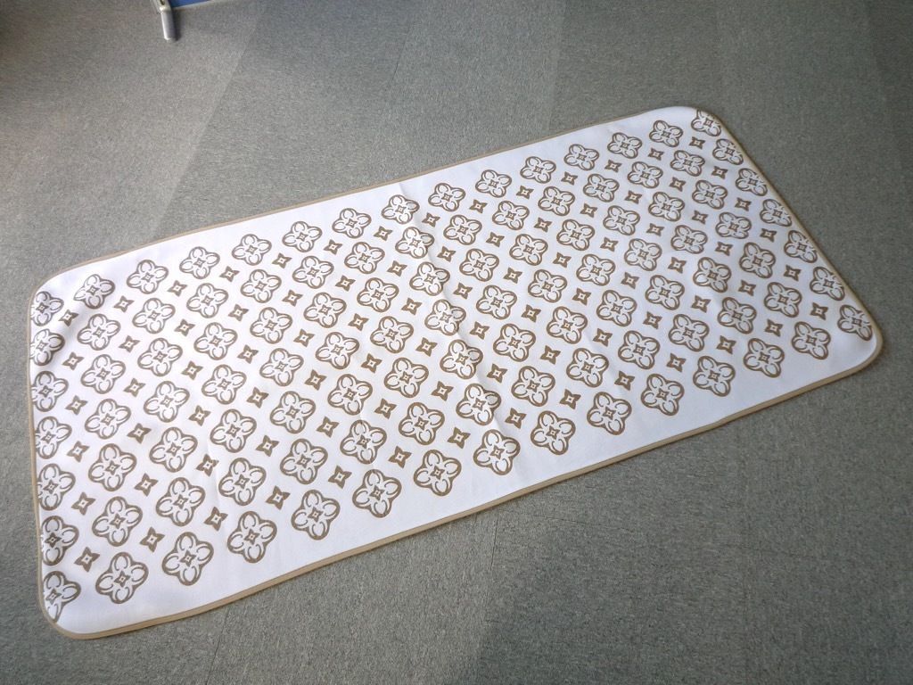 グレージュ