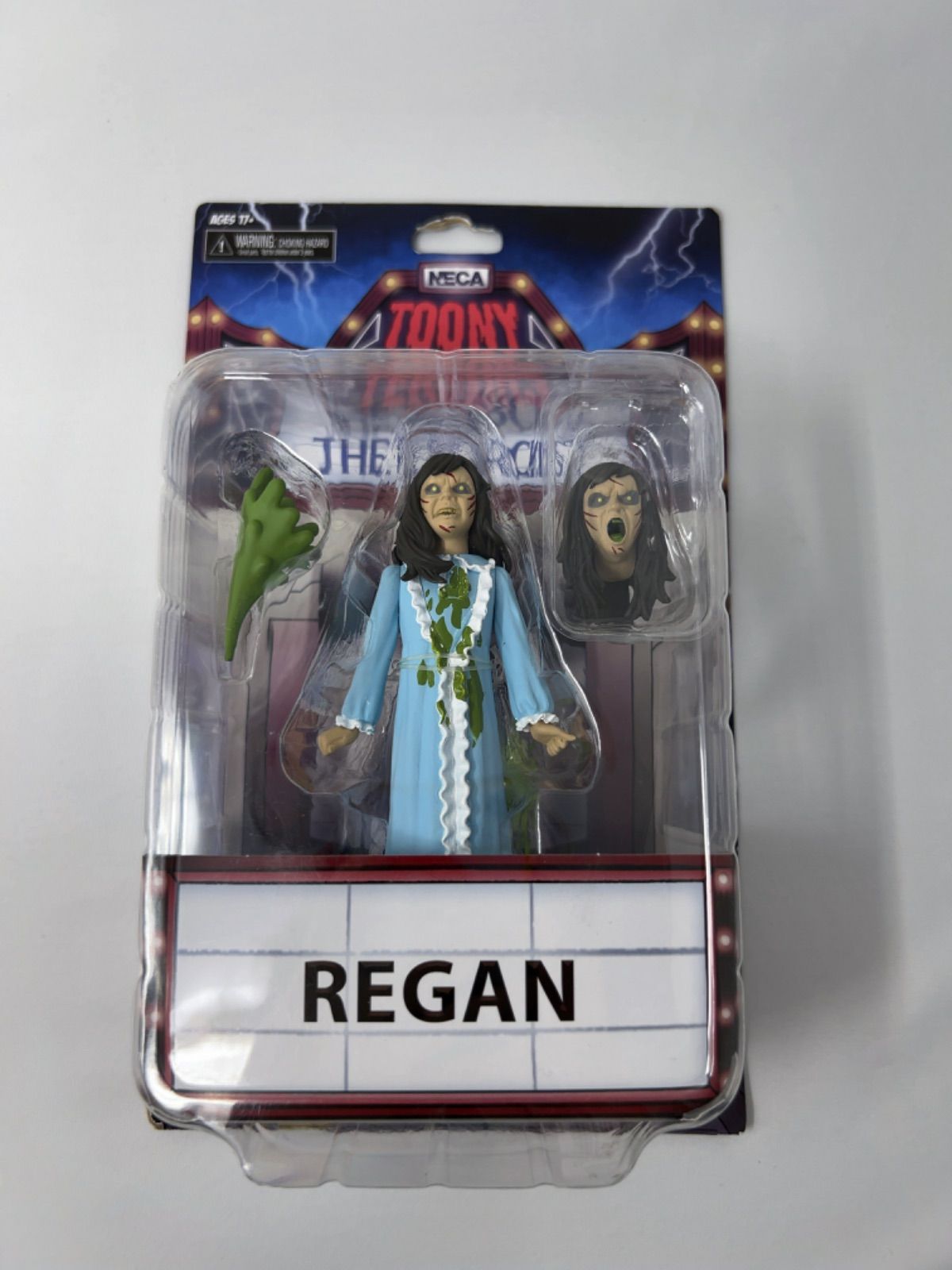 NECA TOONY TERRORS シリーズ4  THE EXORCIST REGAN