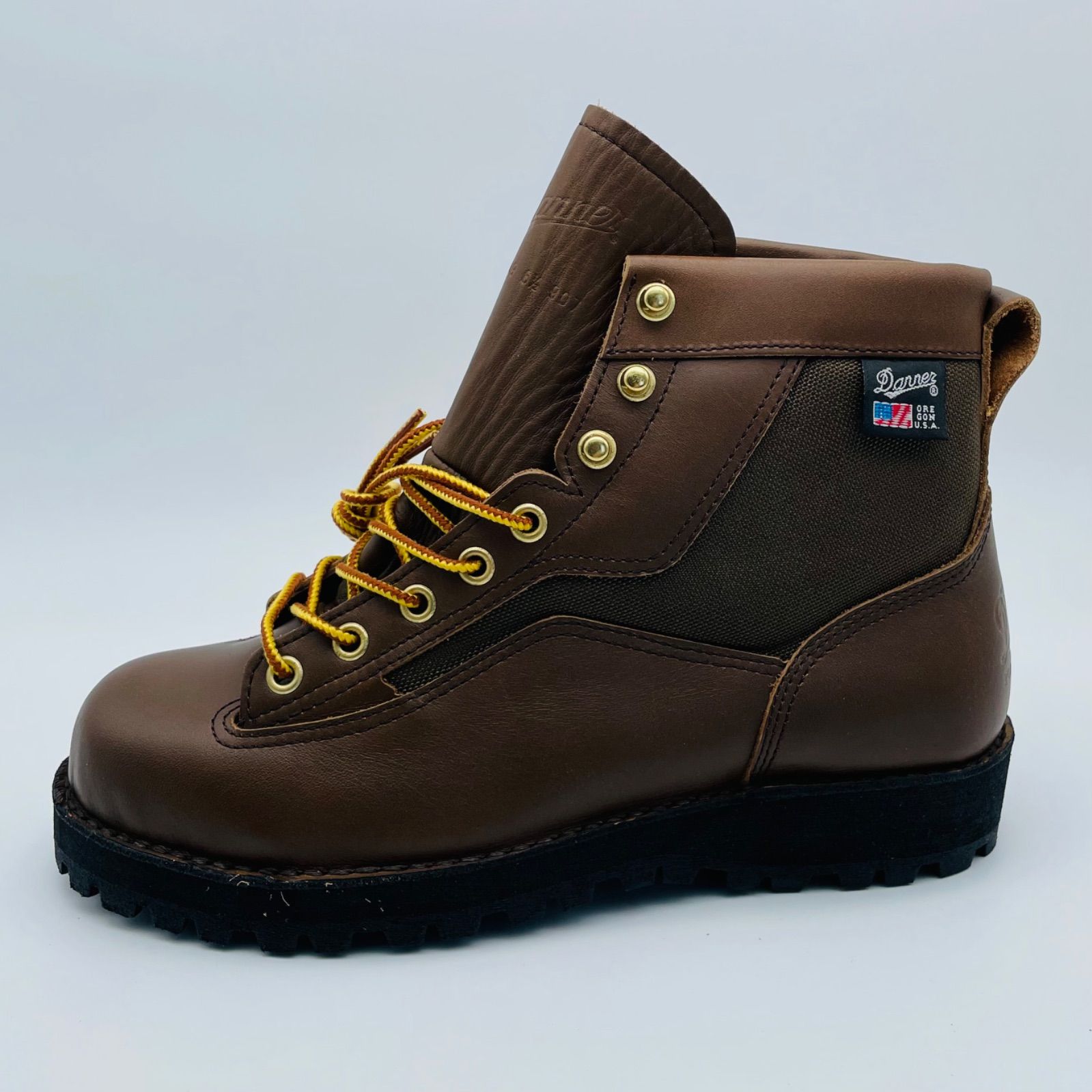 ダナー マウンテンブーツ 本革 Vibramソール サイドゴア ステッチダウン 未使用 ダナー／Danner】 マウンテンブーツ トレッキングブーツ