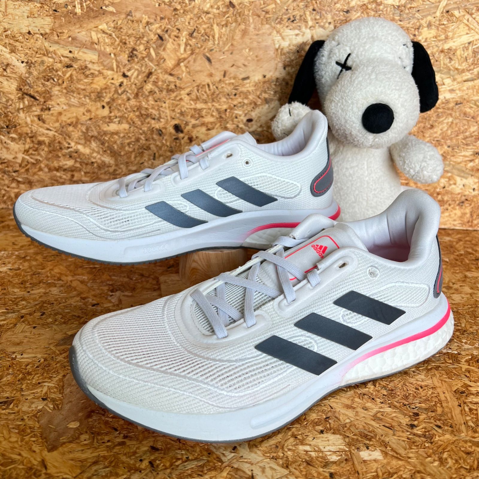 23.5cm adidas レディース スーパーノヴァ HJ156ランニングシューズ ウォーキング ブースト boost ホワイト ピンク グレー