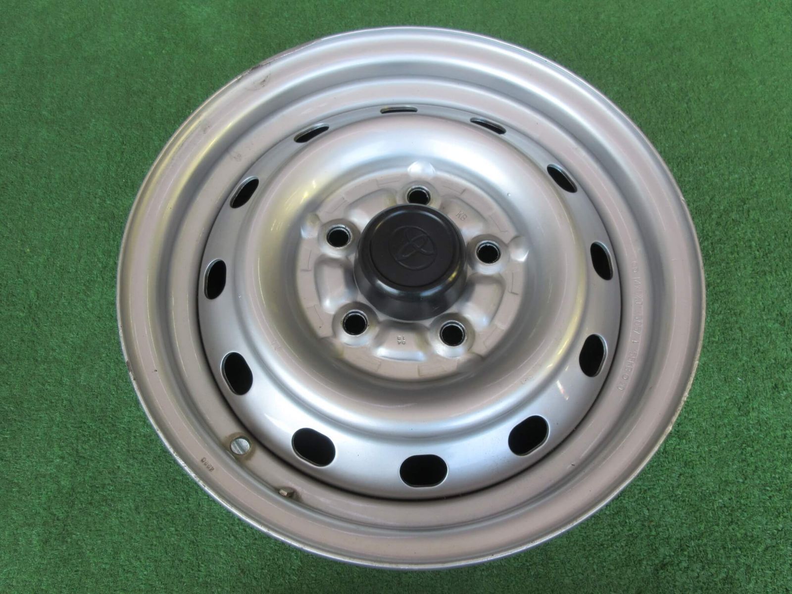 トヨタ タクシー純正スチール 5.5J-14 5H114.3 お探しの方是非いかがですか