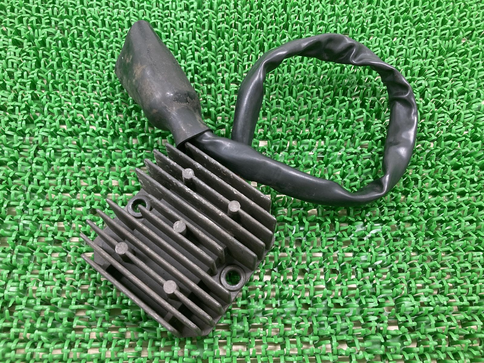 GB400TT レギュレター ホンダ 純正 バイク 部品 レギュレーター レクチファイア 機能的問題なし GB500TTにも 品薄 車検 Genuine
