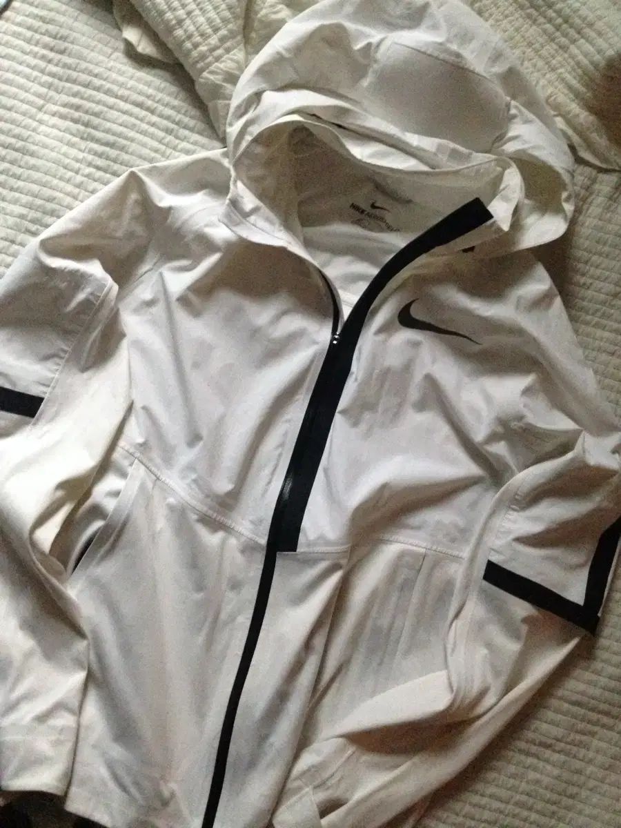 Nike ホワイト ジャケット ヴィンテージ NIKE 白 ウィンドブレーカー