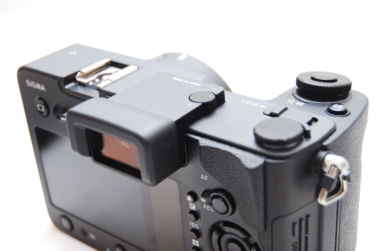 SIGMA ミラーレス一眼 sd Quattro デジカメ最新情報独創的すぎるミラー