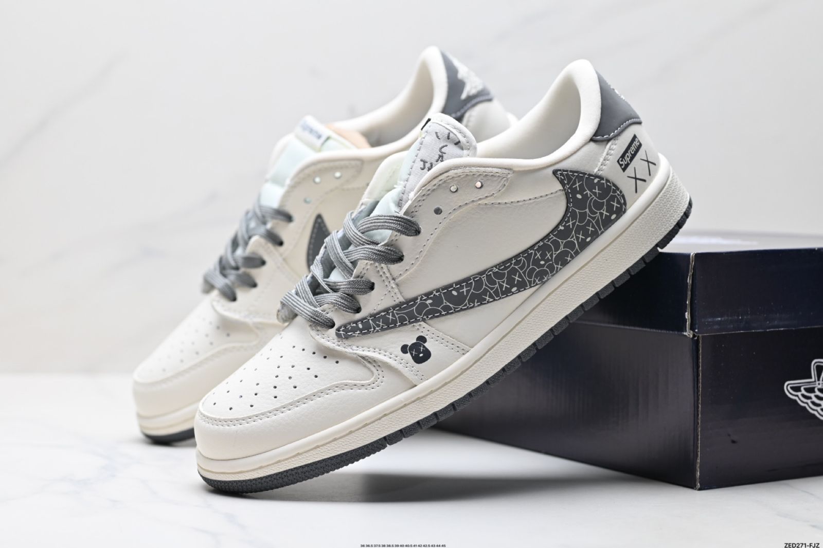エア ジョーダン 1 リバースフック Travis Scott x Air Jordan 1