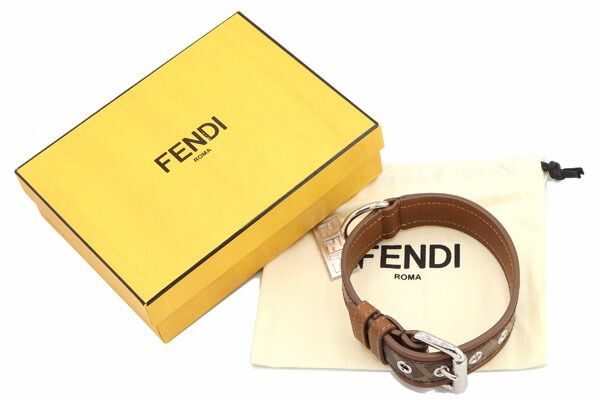 素晴らしい FENDI ドッグカラー 正規品 犬 ドッグカラー FENDI - htii