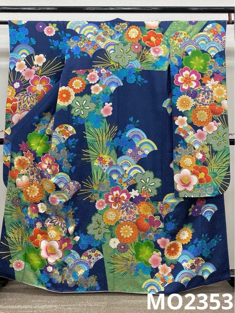 振袖 豪華 金駒 金彩 紋意匠 身丈158cm