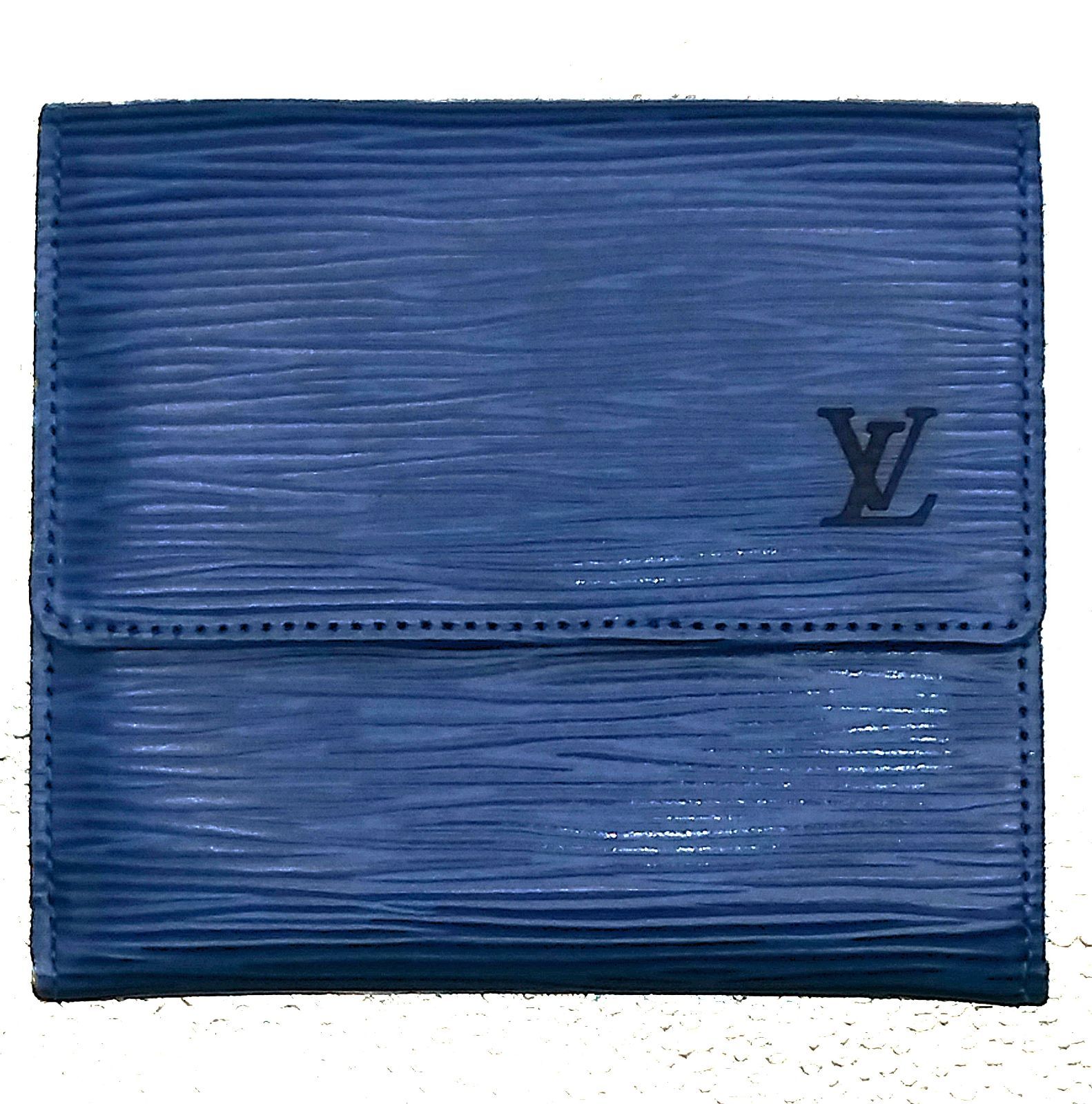 LOUIS VUITTON ルイヴィトン エピ ポルト モネ ビエ カルト クレディ