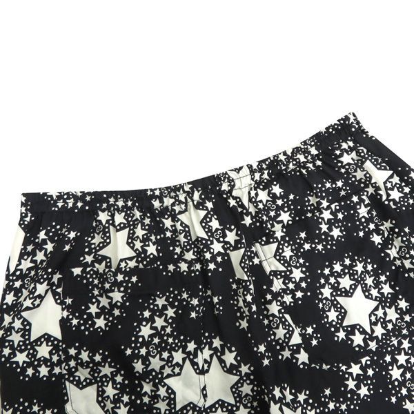 【美品】GUCCI GG総柄花柄シルクショートパンツ ブラック　624399 美品】GUCCI GG総柄花柄シルクショートパンツ ブラック 624399 美品
