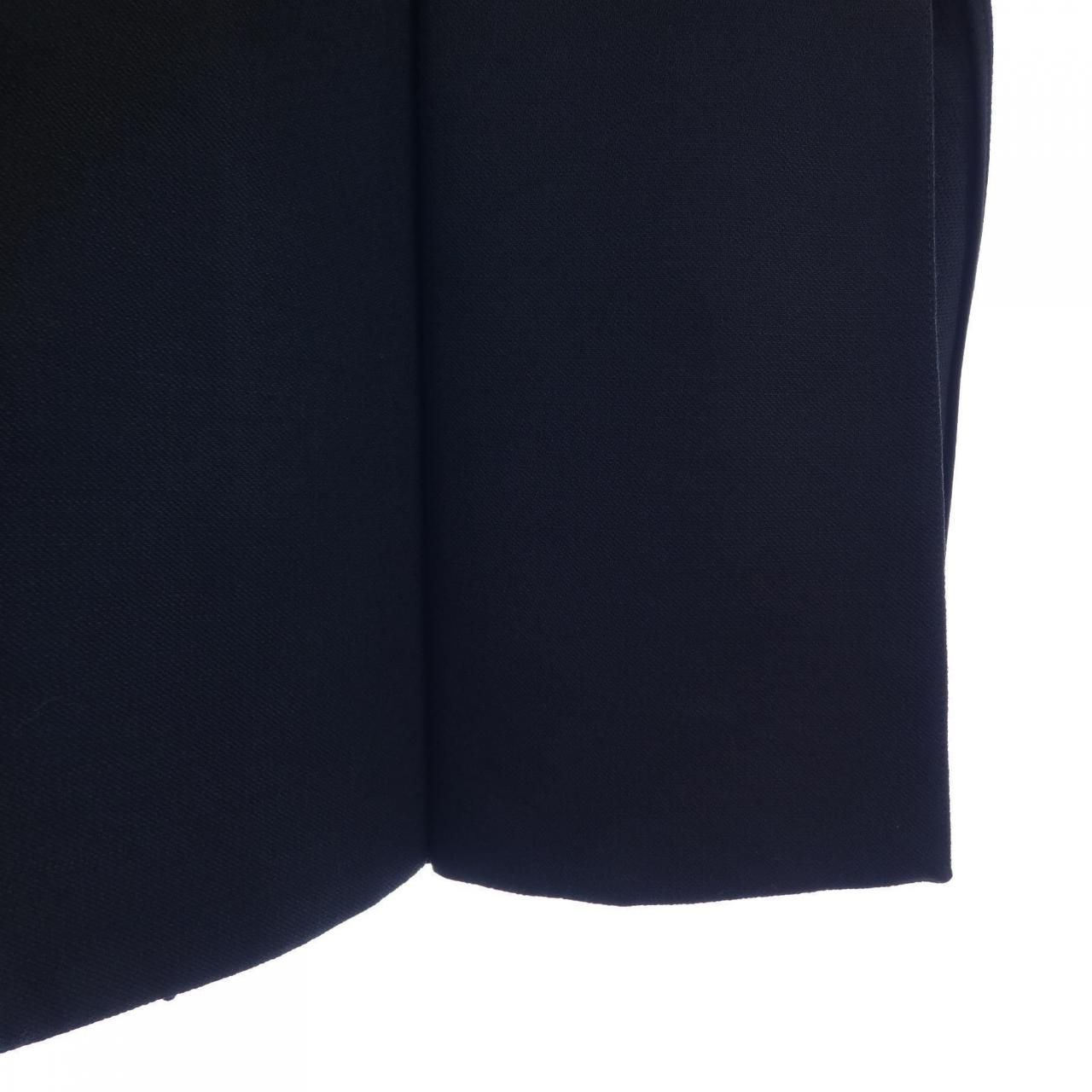 フェンディ FENDI