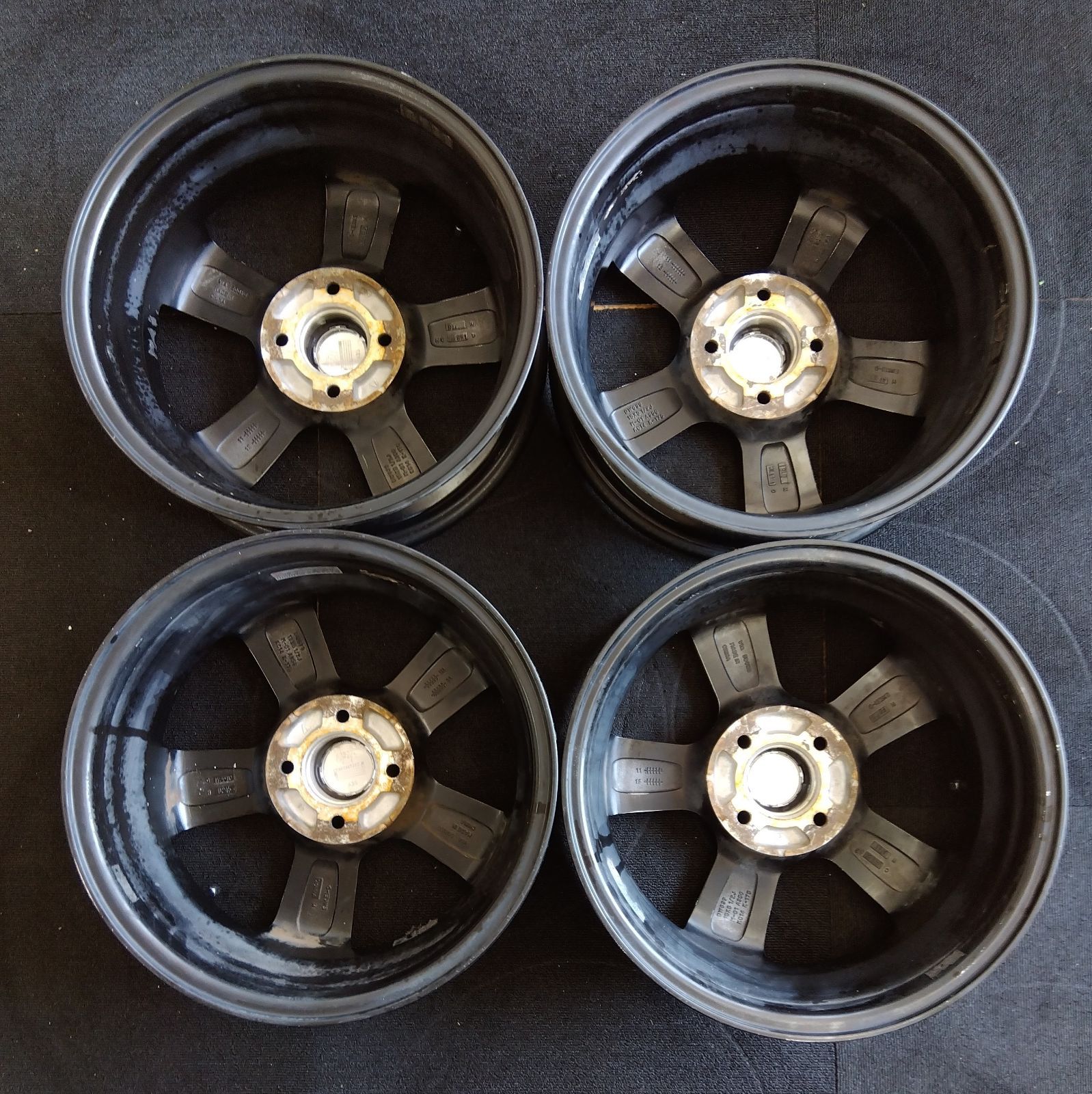 送料無料] 新車外し☆トヨタ ヤリス 純正 スチール ホイール 15