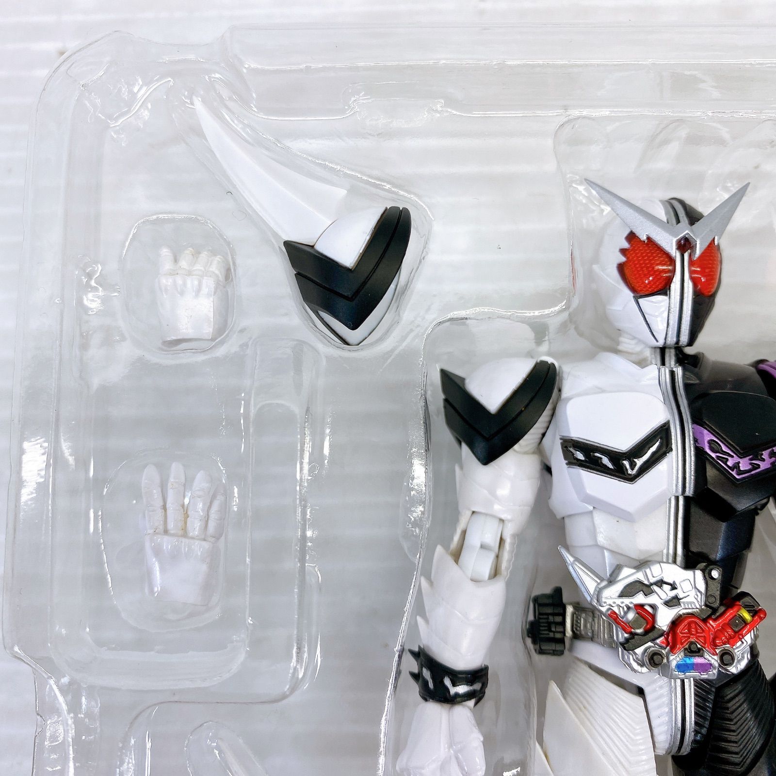 ◇BANDAI S.H.Figuarts 仮面ライダーW ファングジョーカー フィギュ 