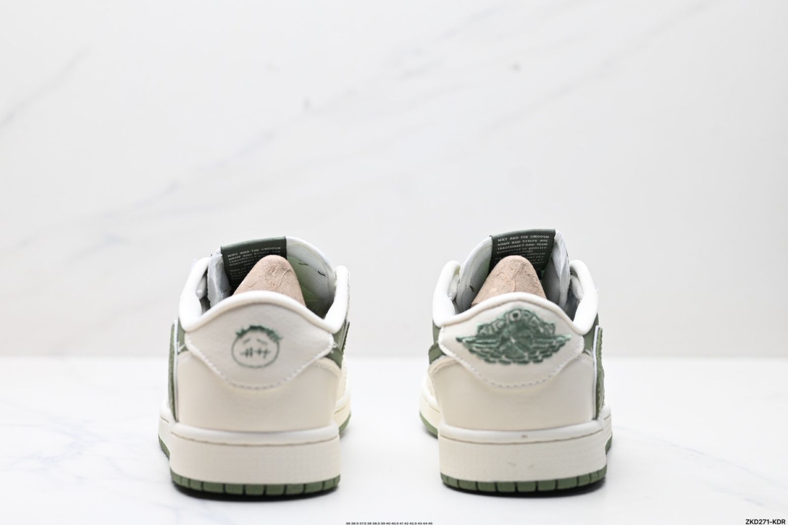 新品未使用タグ付　リバーススウォッシュNIKE 20230808102953-0.webp