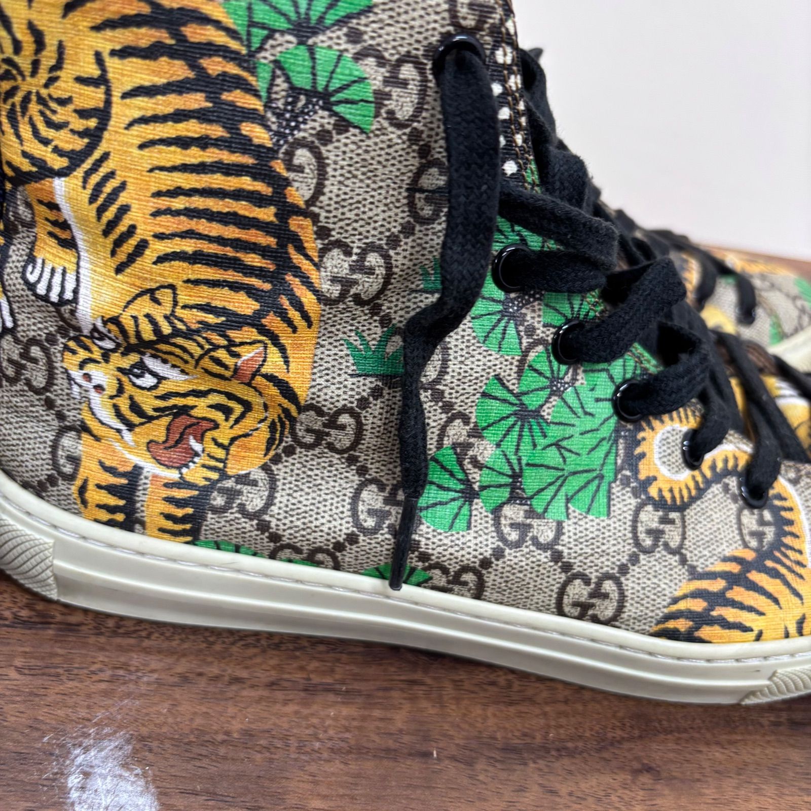 GUCCI スリッポン ベンガル即完売 size9 GUCCI（スリッポン⁄モカシン 