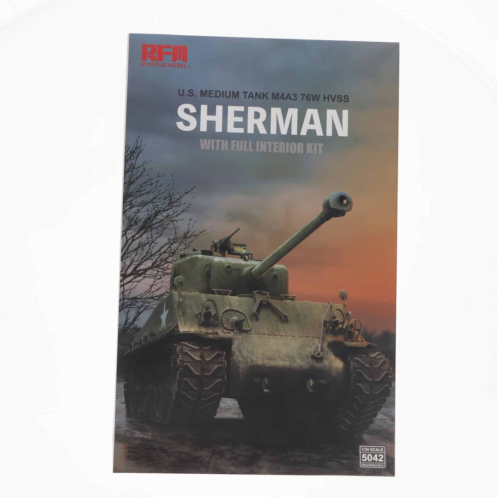 1/35 M4A3 76W HVSS シャーマン 中戦車 w/可動式履帯&フルインテリア