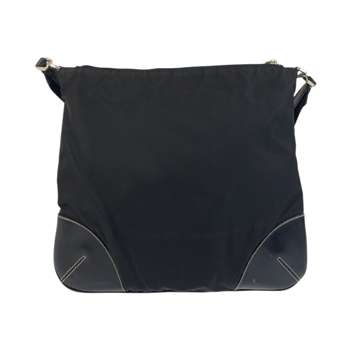 美品✨PRADA ショルダーバッグ ポシェット ナイロン 三角ロゴ ブラック 極 美品 希少品 PRADA プラダ 三角ロゴ 金具 モチーフ ナイロン