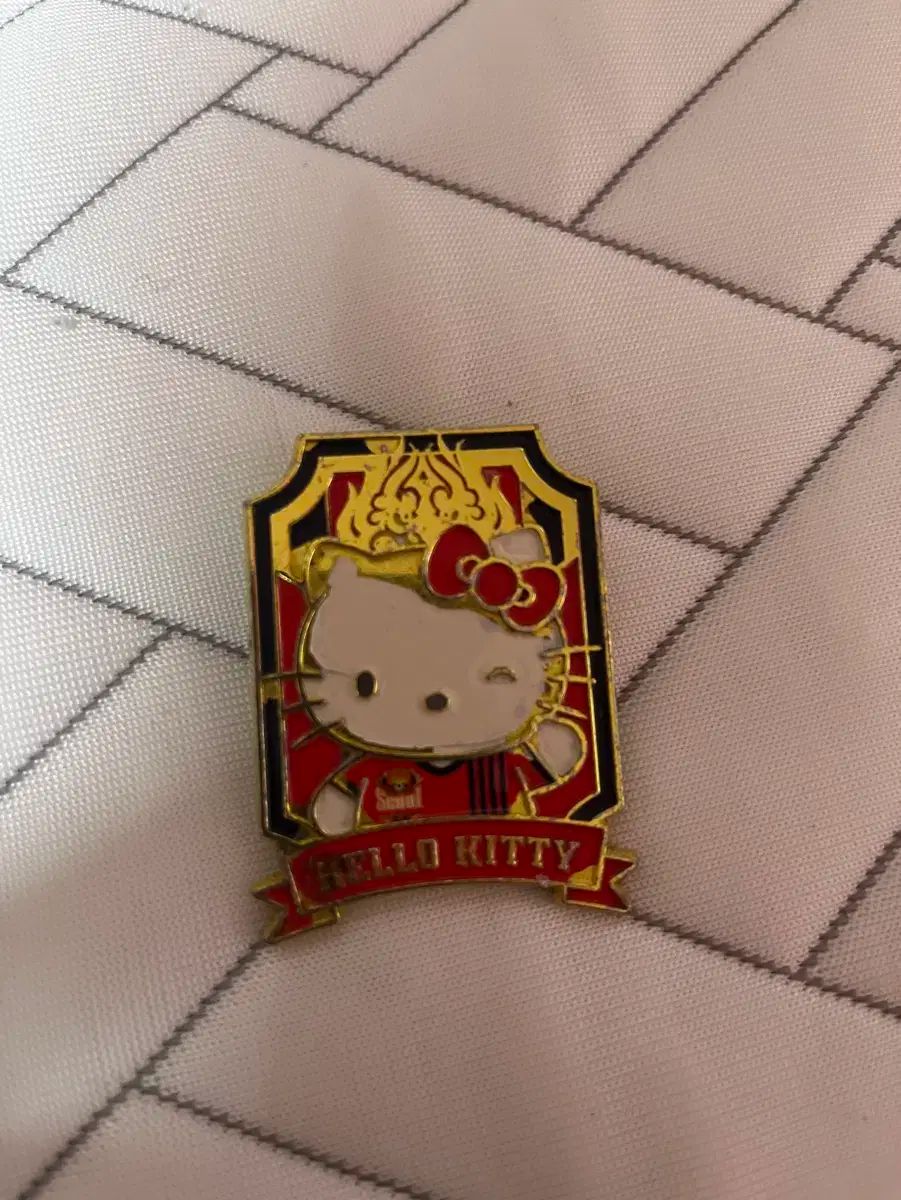 Fcソウル hello kitty(ハローキティ)バッグ キーホルダー hello kitty(ハローキティ) バッジ 出品