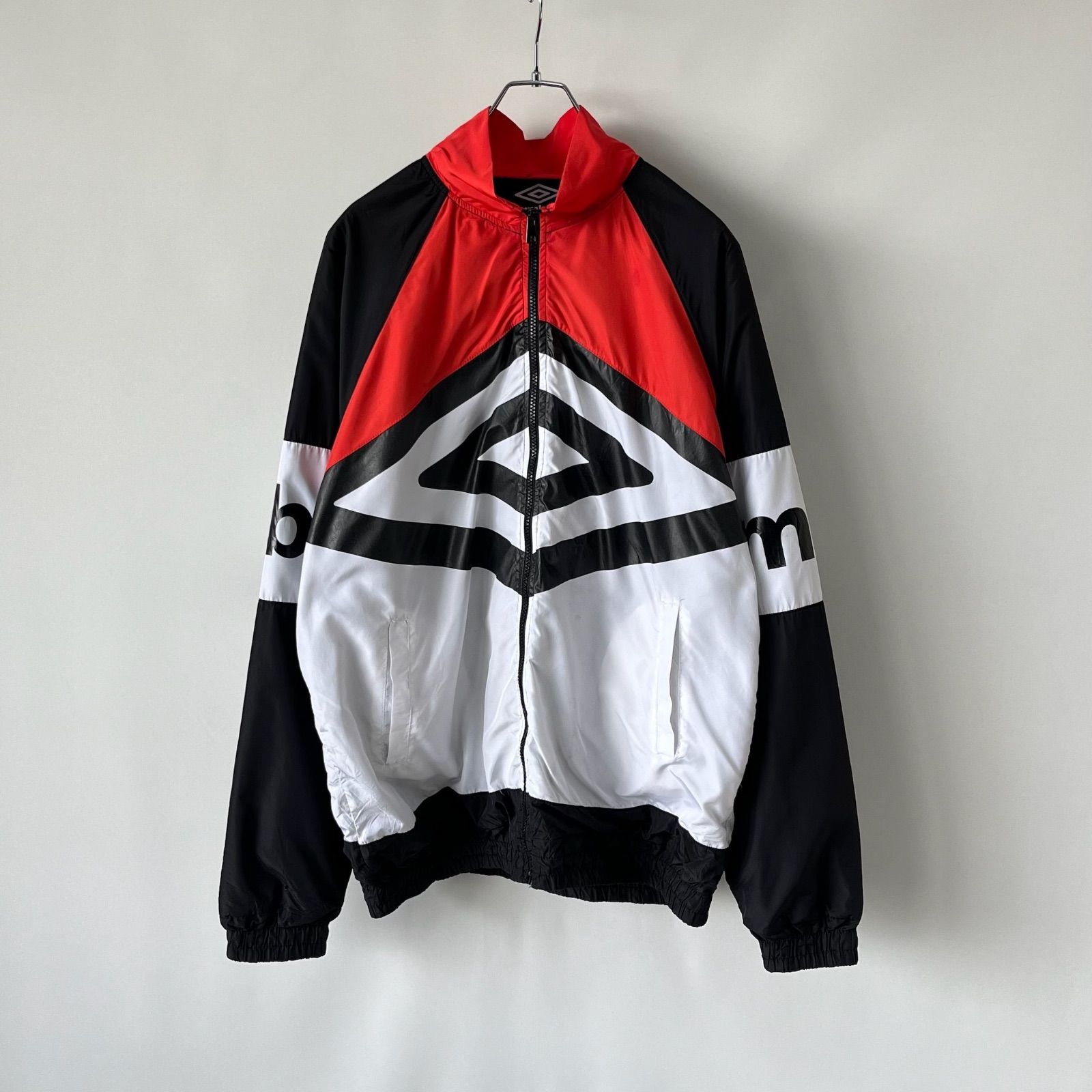 00s アンブロ ナイロンジャケット ダイヤロゴプリント umbro nylon