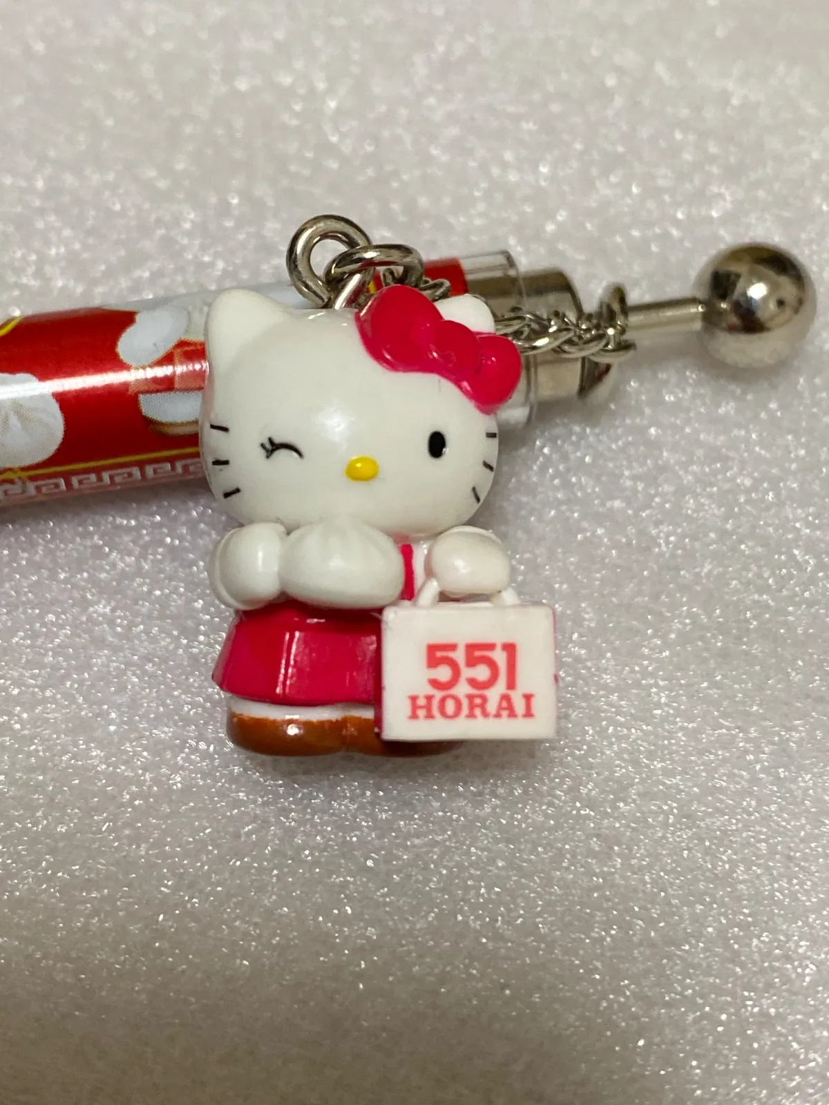 ハローキティー　大阪限定　551 HORAI ハローキティー 大阪限定 551 HORAI 2025年最新】大阪限定551蓬莱