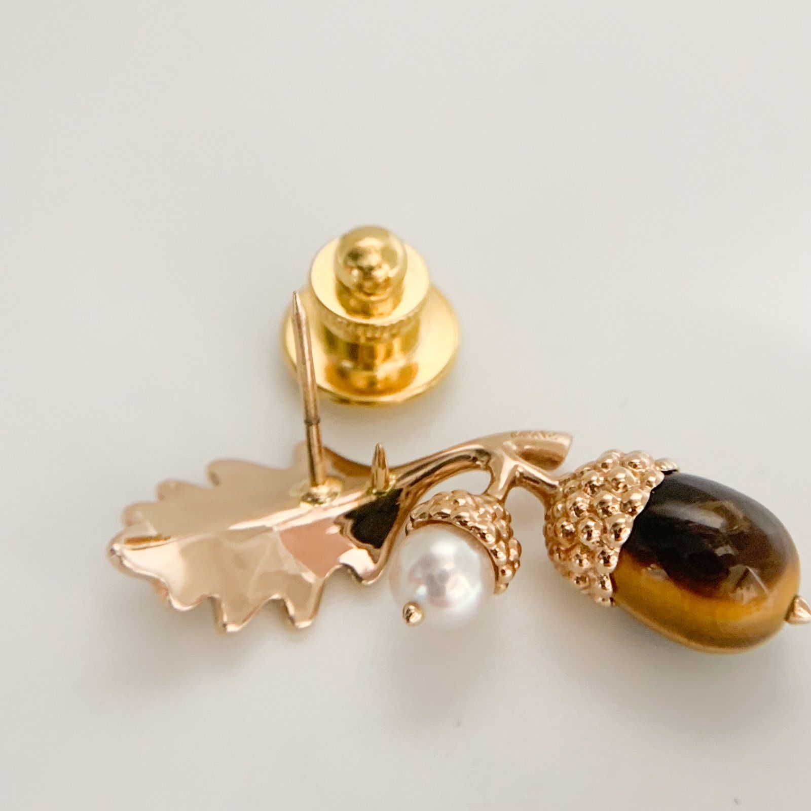 ピンクゴールド