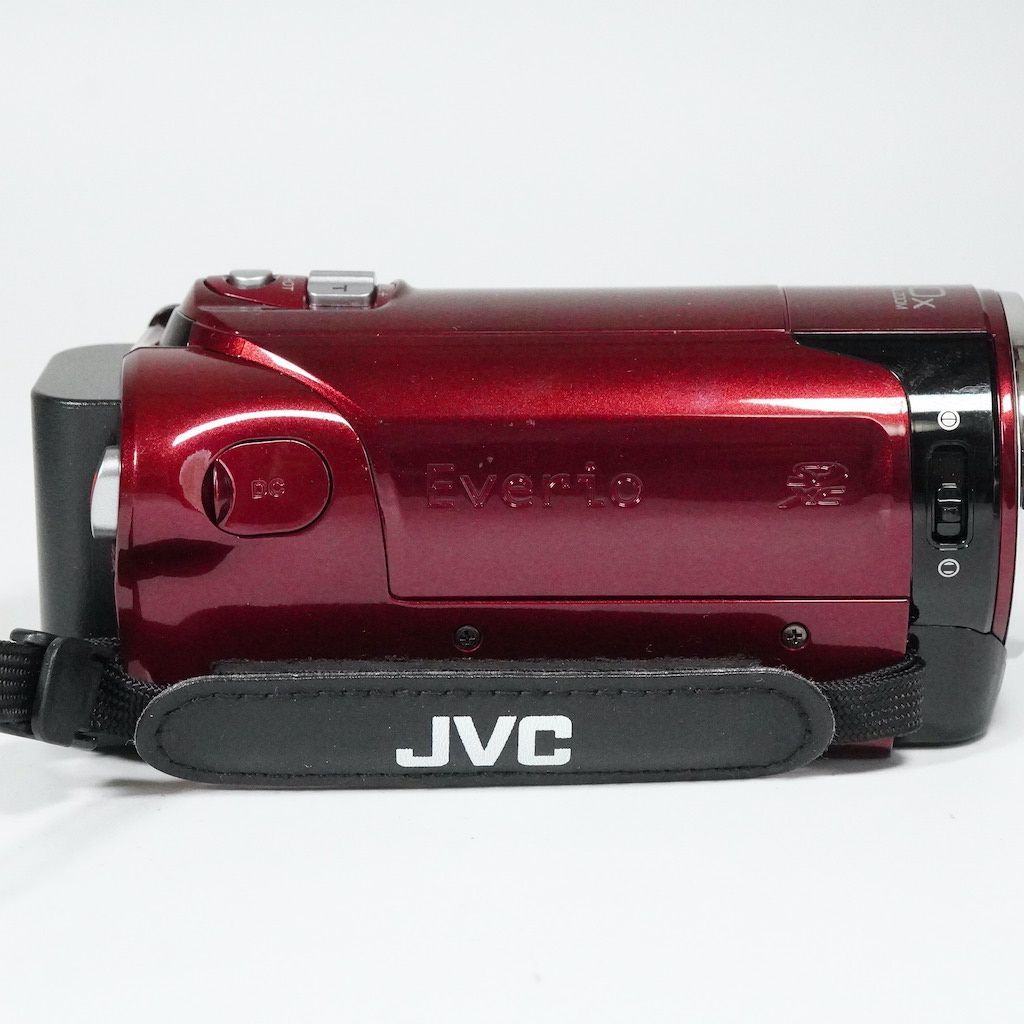 【美品】JVC Everio GZ-HM199 レッド JVC Everio GZ-HM199-R Camcorder 60X Optical Zoom Red Used