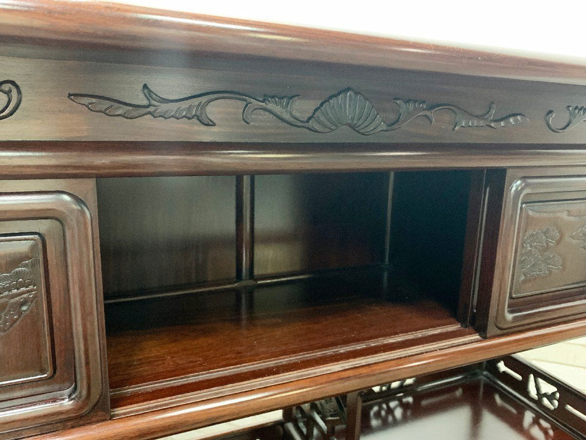 唐木家具 紫檀彫刻 和家具 アンテイーク 松の木 飾り棚 茶箪笥 昭和 