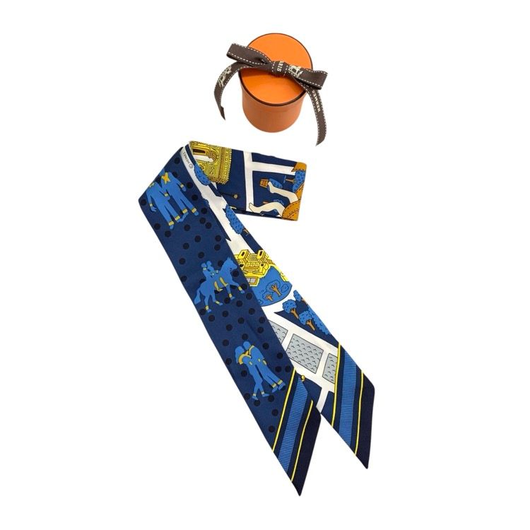 新品•未使用　Hermès ツイリー　パリの恋人達 未使用品 HERMES エルメス ツイリー Les Nouveaux Amoureux de