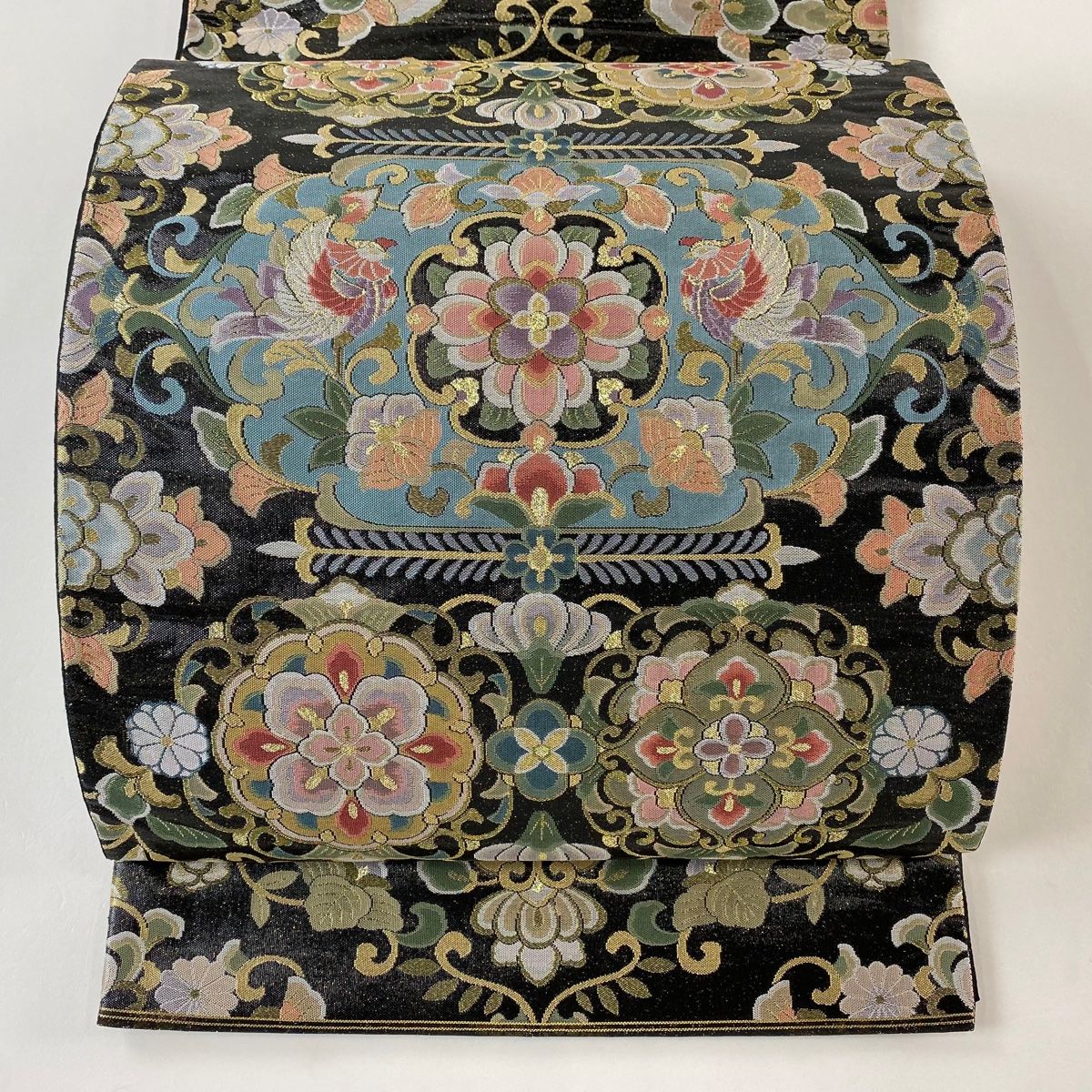 袋帯 秀品 大和絵宝飾文 華文 向い鳥 金糸 箔 黒 六通 正絹