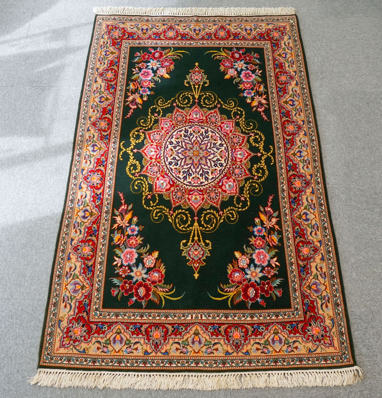 オメル・カヤム絵画ペルシャ絨毯/サイズ:107x170cm…. uk15。 ペルシャ