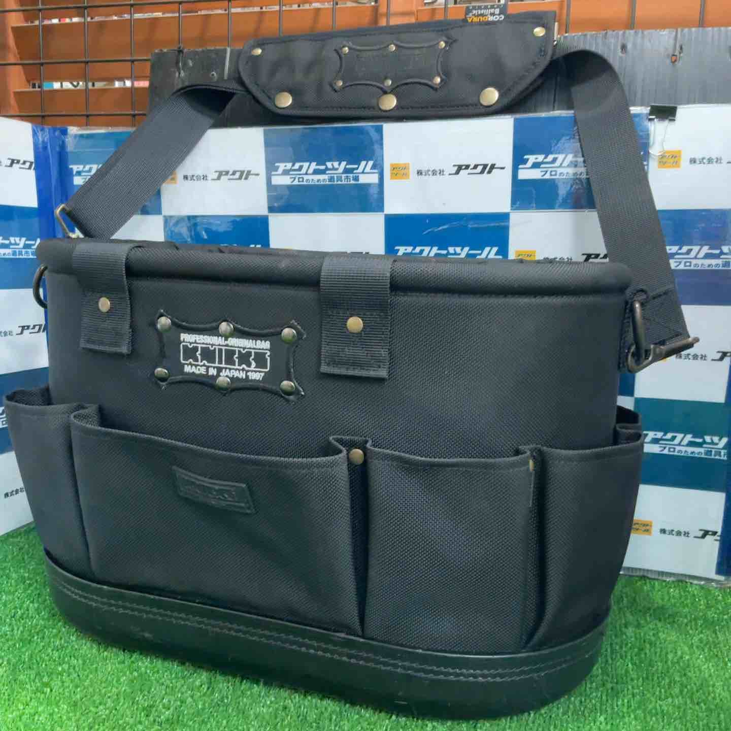 Jonesゴルフ キャディバッグ 黒 ロゴ刺繍付 高級キャディバッグの