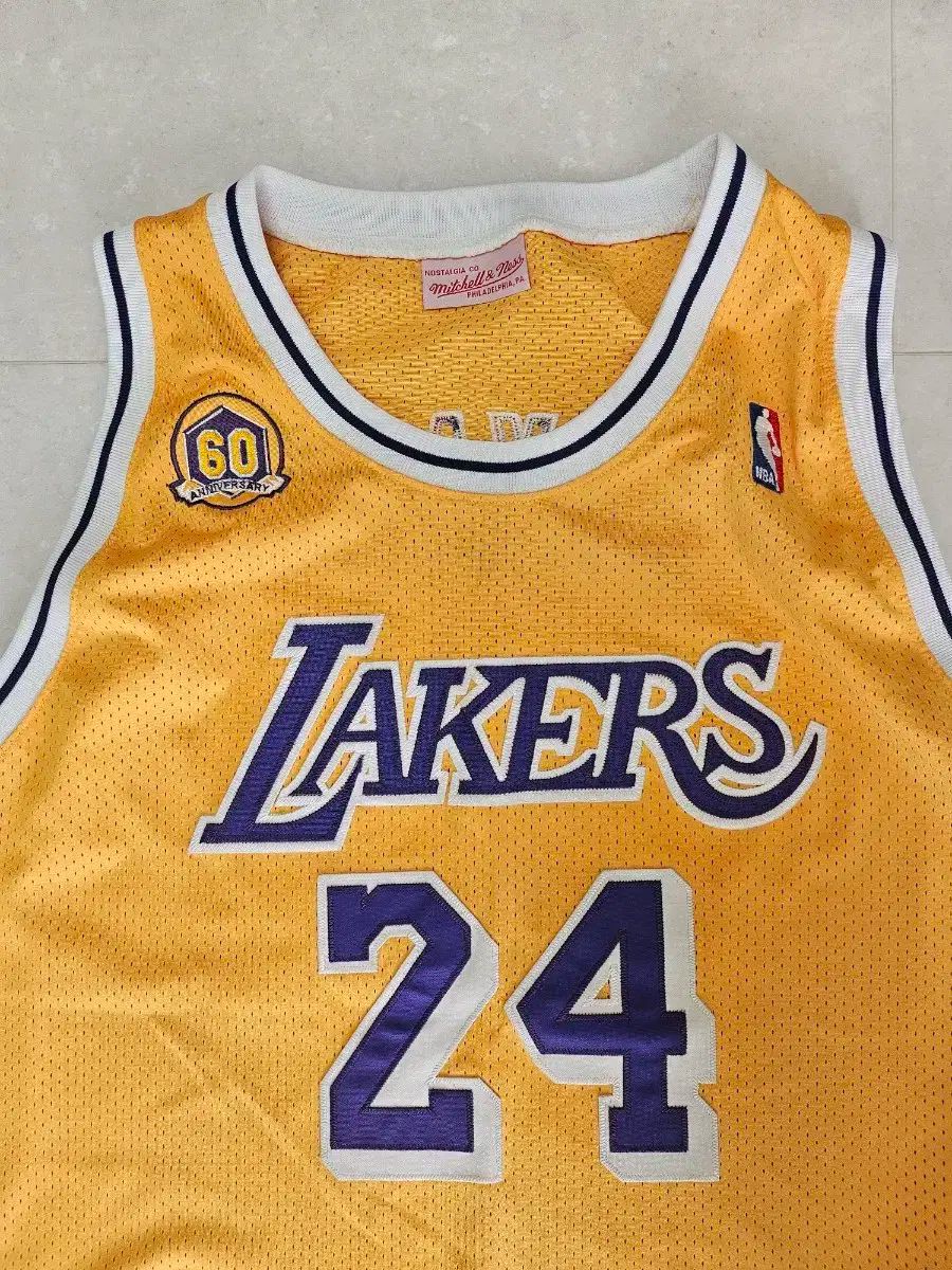 LA Lakers コービー ブライアント 24 回 ジャージ