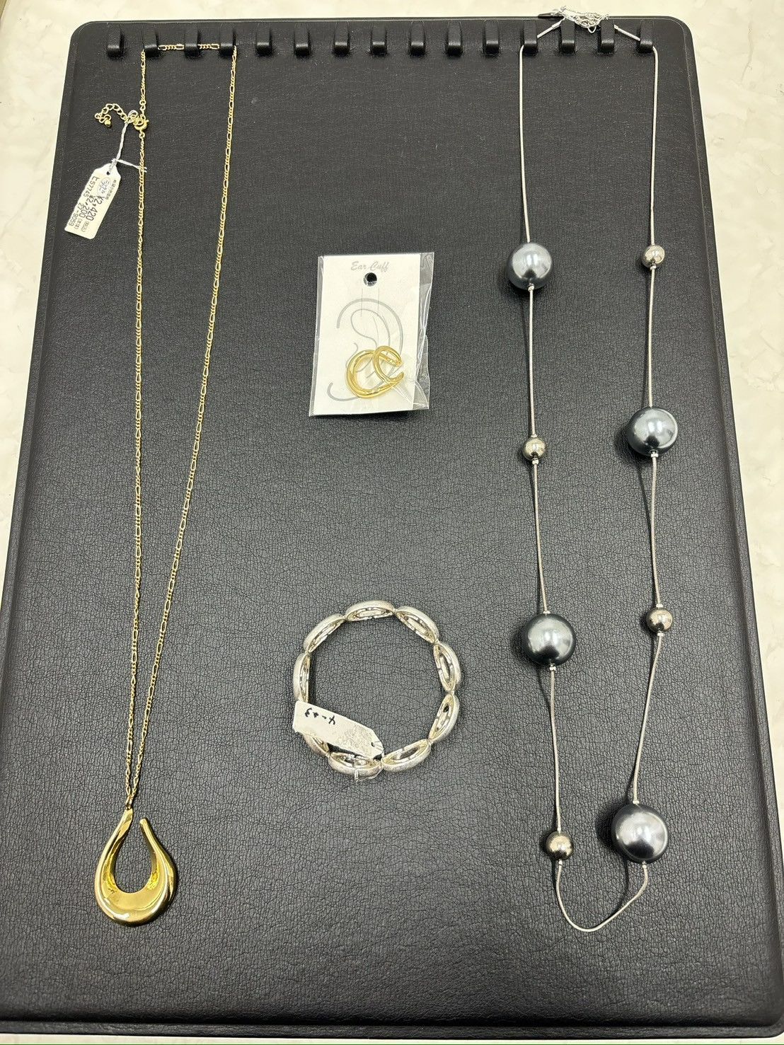 アクセサリーまとめ売り②⭐︎ アクセサリー まとめ売り - メルカリ