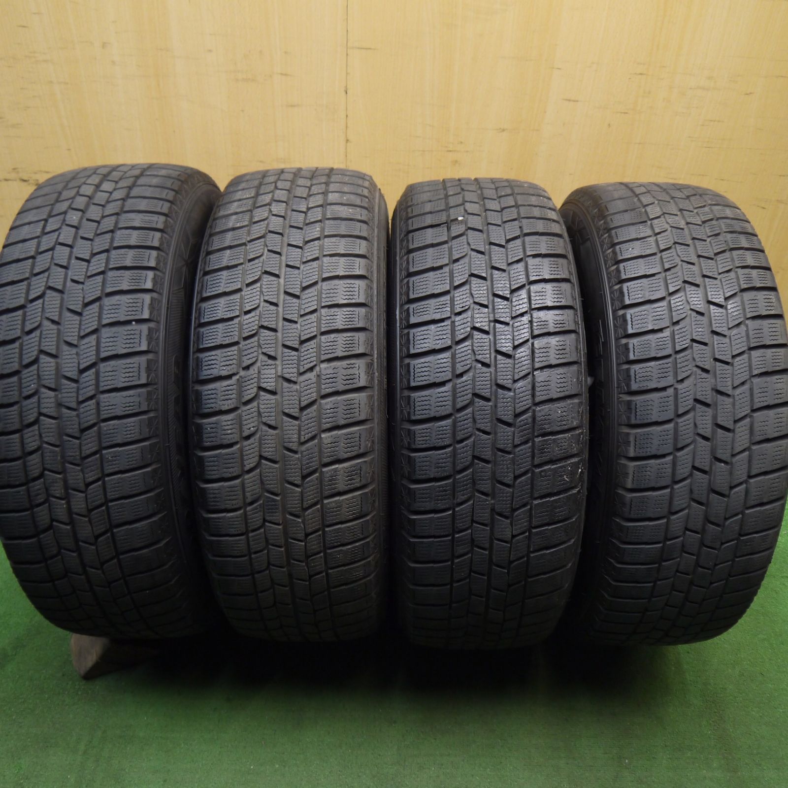 【美品！】225/65R17 スタッドレス【バリ溝】 バリ溝】ブランドルライン 17in 7J +48 PCD114.3 ピレリ アイス