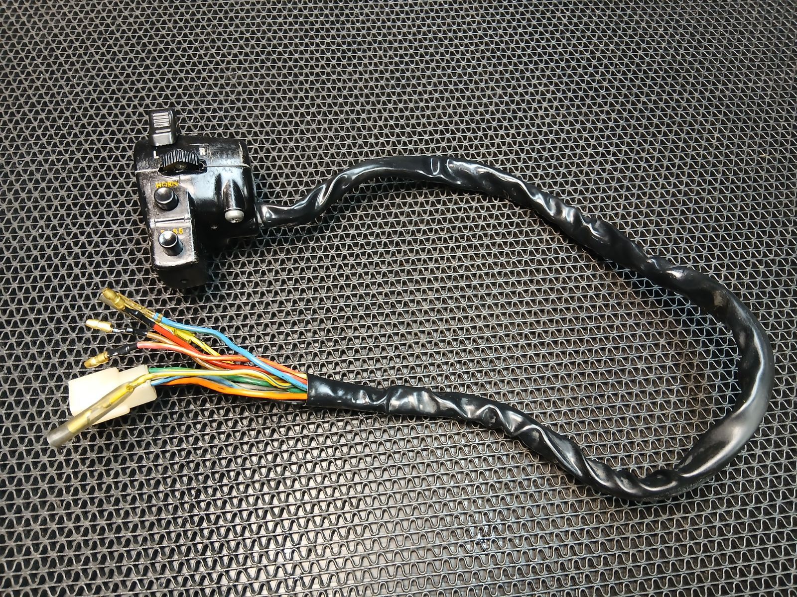 カワサキ W3 実動 純正 左ハンドルスイッチ 650-RS 昭和48年 実動車両 W2TT W1SS ダブサン マッハMACH W1SA 旧車絶版 Z 動画あり