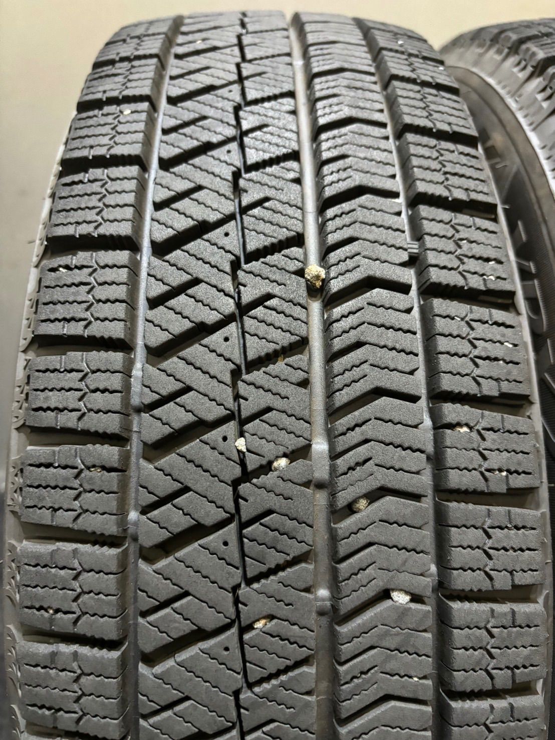 ★165/65R14 BRIDGESTONE/VRX2 21年製 BALMINUM 14インチ 5.5J +39 100 4H スタッドレス 4本 タンク ルーミー パッソ (南1-G999)