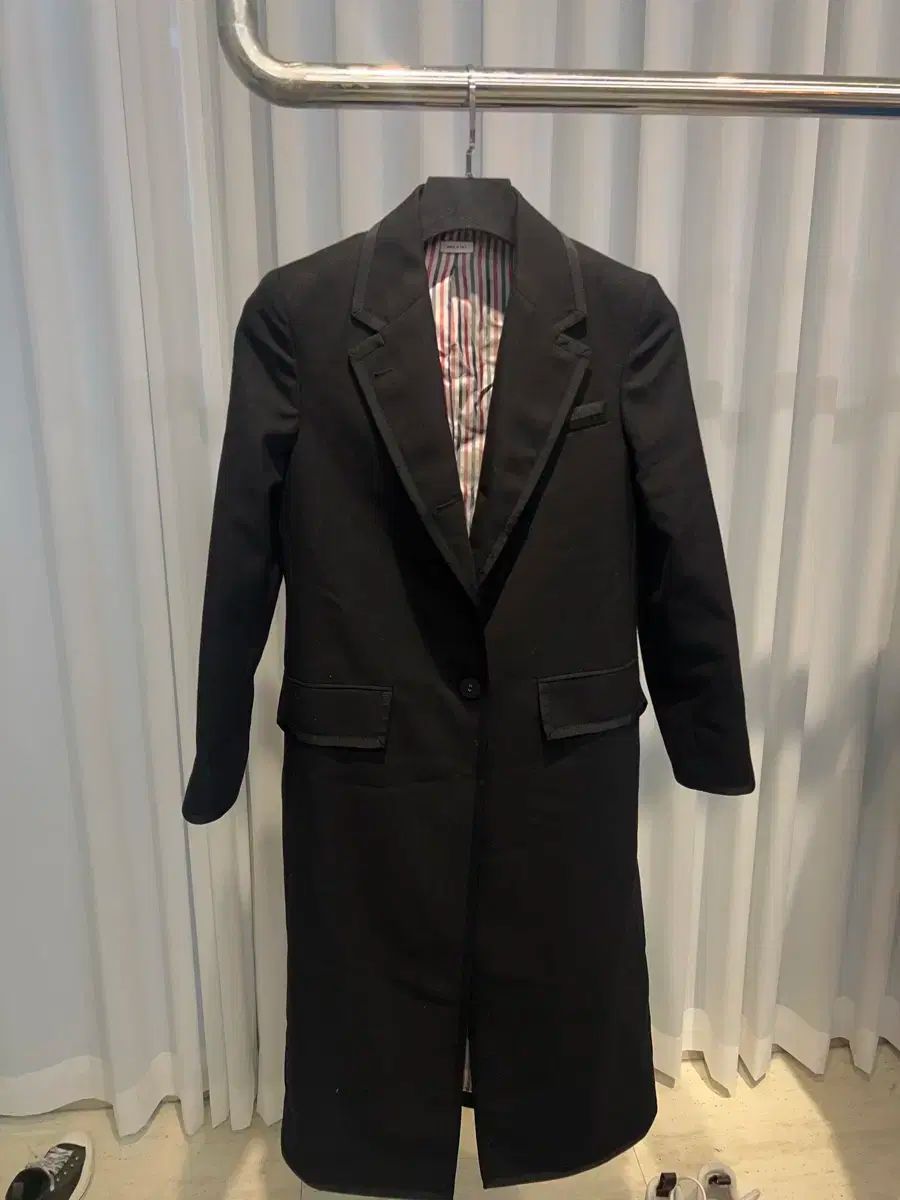 36 Thom Browne トム ブラウン シングル ブレスト ウール ロング コート ジャケット レディース 黒