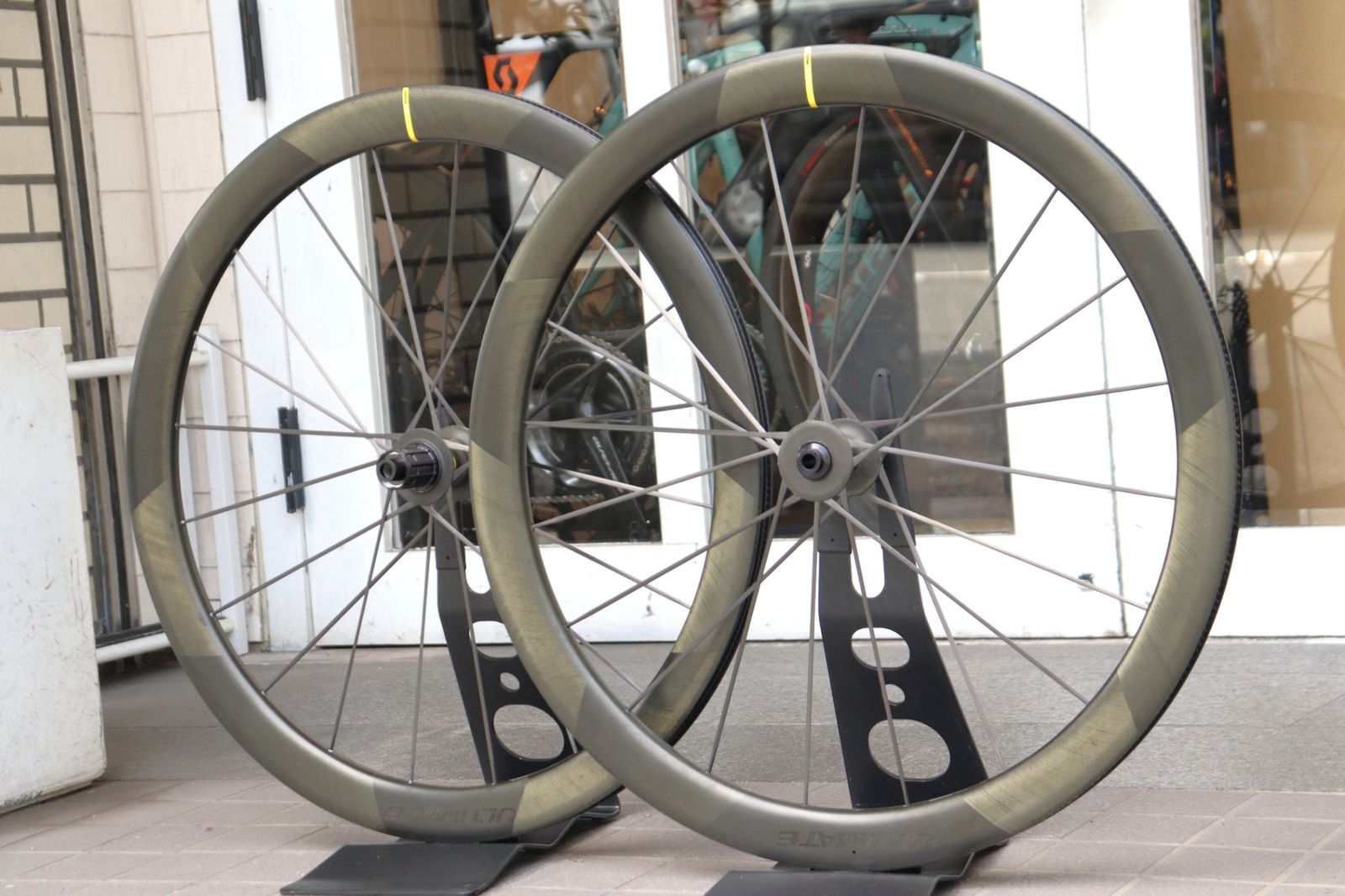 マヴィック MAVIC コスミック アルチメイト COSMIC ULTIMATE 45 DISC UST カーボン チューブレスレディ ホイールセット シマノ11S 12S 19TC 横浜店